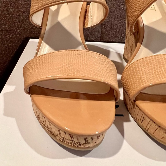 Nine West Cork Wedges - Picture 3 of 16